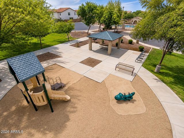 9413 S 33RD Glen, Laveen, AZ 85339