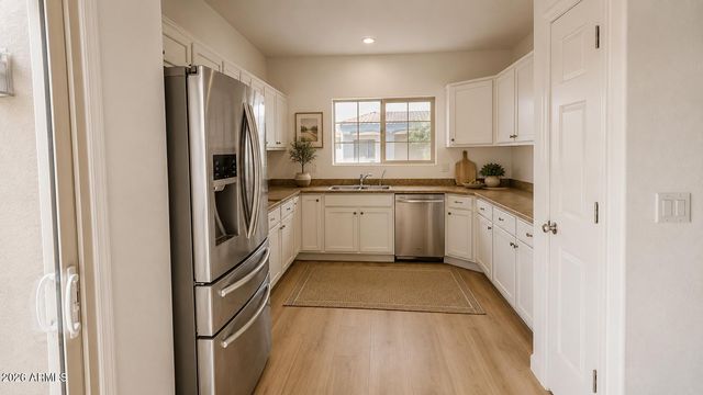 9413 S 33RD Glen, Laveen, AZ 85339