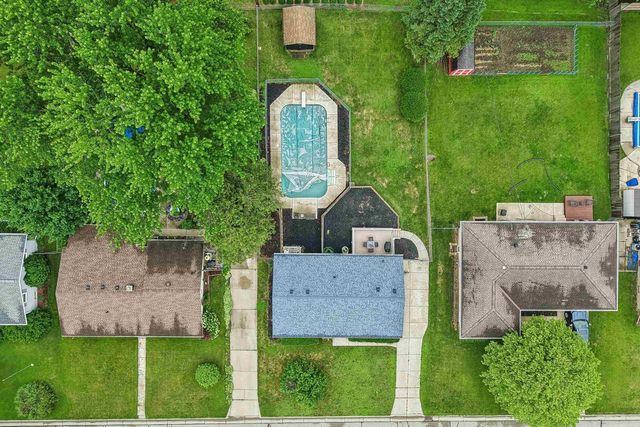 809 West Street, Stoughton, WI 53589