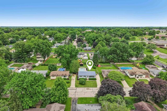 809 West Street, Stoughton, WI 53589