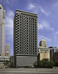 235 W VAN BUREN Street 4114, Chicago, IL 60607