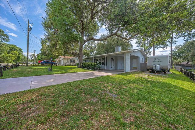 1820 SE 175TH TERRACE ROAD, Silver Springs, FL 34488