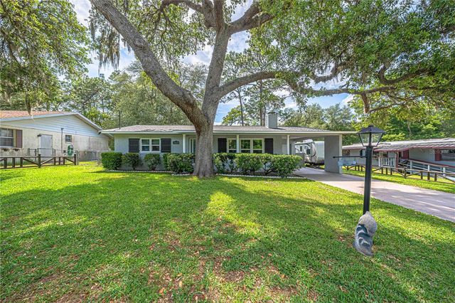 1820 SE 175TH TERRACE ROAD, Silver Springs, FL 34488