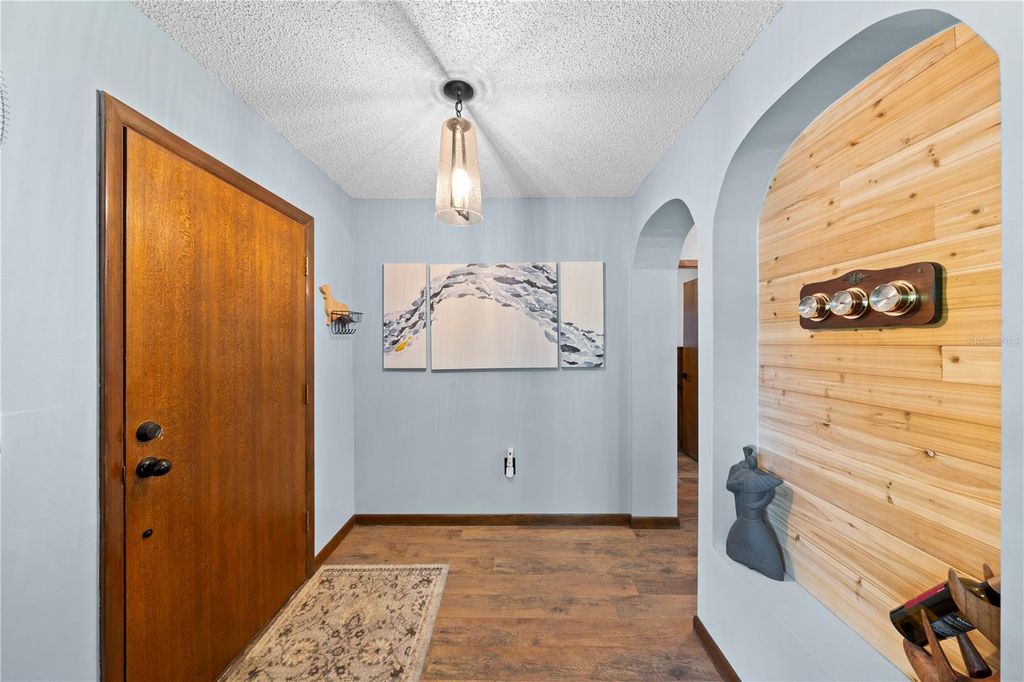 Image 2 of property listing at 1820 SE 175TH TERRACE ROAD, Silver Springs, FL 34488