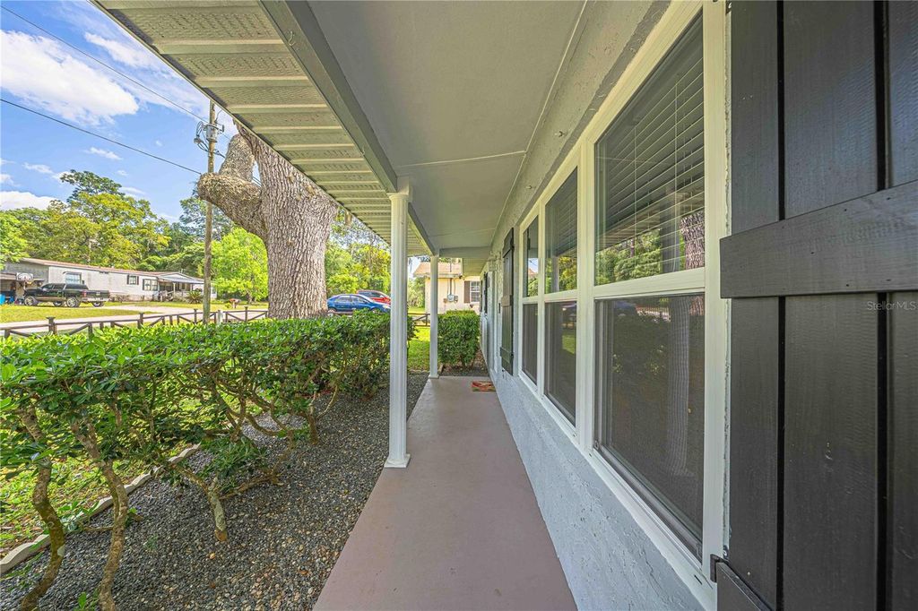 Image 43 of property listing at 1820 SE 175TH TERRACE ROAD, Silver Springs, FL 34488