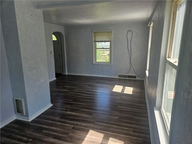 1108 Prescott St, White Oak, PA 15131