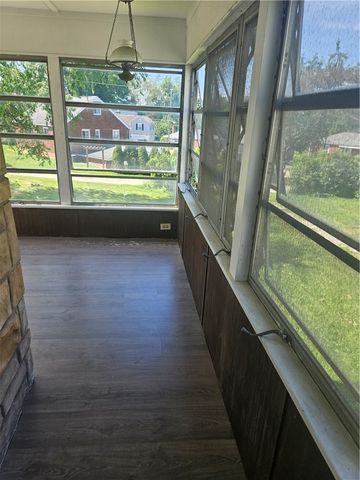 1108 Prescott St, White Oak, PA 15131