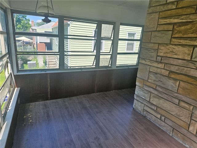 1108 Prescott St, White Oak, PA 15131