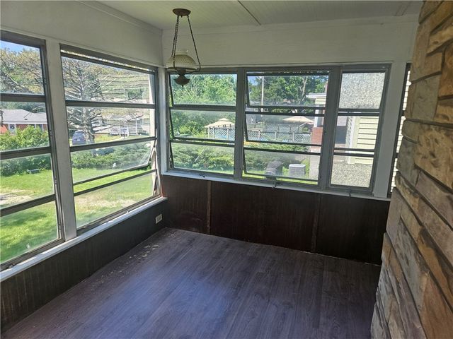 1108 Prescott St, White Oak, PA 15131