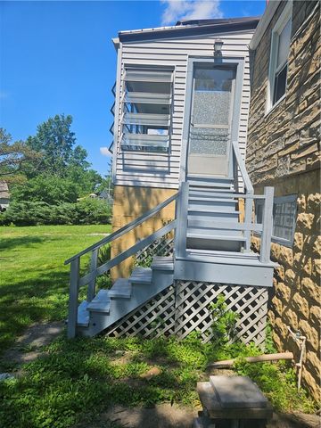 1108 Prescott St, White Oak, PA 15131