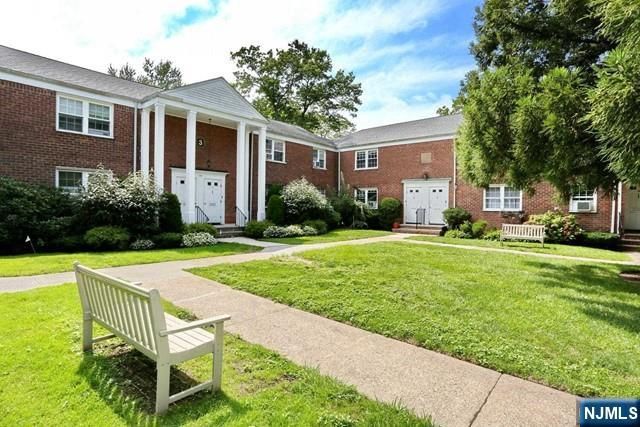 100 Huguenot Avenue 6B, Englewood, NJ 07631