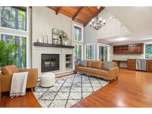 9332 Sw 171ST Ave, Beaverton, OR 97007