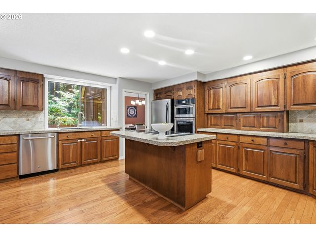 9332 Sw 171ST Ave, Beaverton, OR 97007
