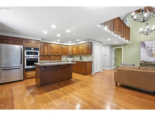 9332 Sw 171ST Ave, Beaverton, OR 97007