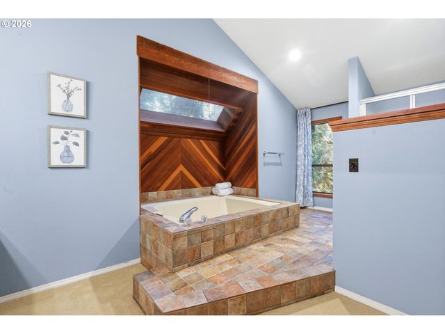 9332 Sw 171ST Ave, Beaverton, OR 97007