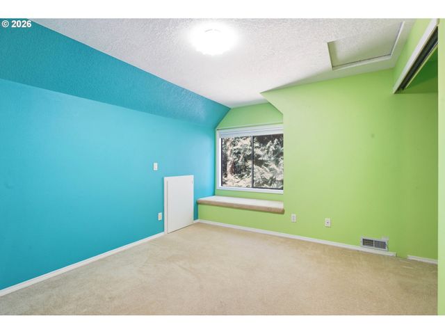 9332 Sw 171ST Ave, Beaverton, OR 97007