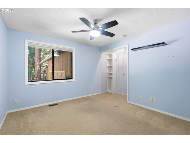 9332 Sw 171ST Ave, Beaverton, OR 97007