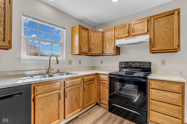 7549 Stockard Street, Indianapolis, IN 46239
