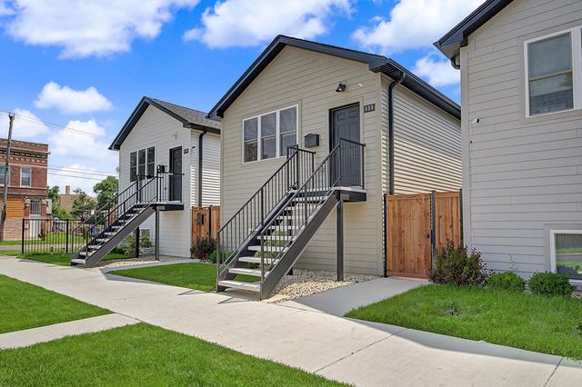 555 N Springfield Avenue, Chicago, IL 60624