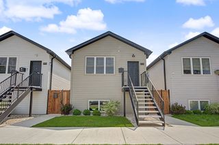555 N Springfield Avenue, Chicago, IL 60624