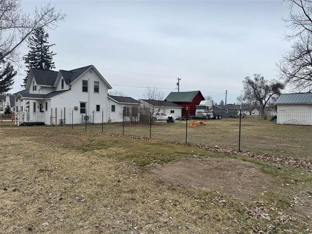114 2nd Avenue, Strum, WI 54770