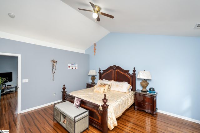 2 Hollow Tree Way, Greenville, SC 29605