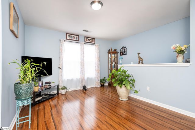 2 Hollow Tree Way, Greenville, SC 29605