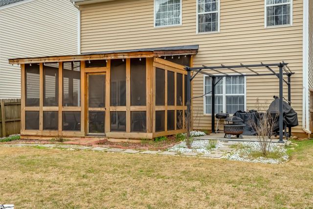 2 Hollow Tree Way, Greenville, SC 29605