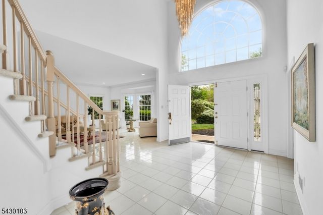 3 Bayview Ter, Green Brook Twp., NJ 08812