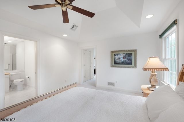 3 Bayview Ter, Green Brook Twp., NJ 08812