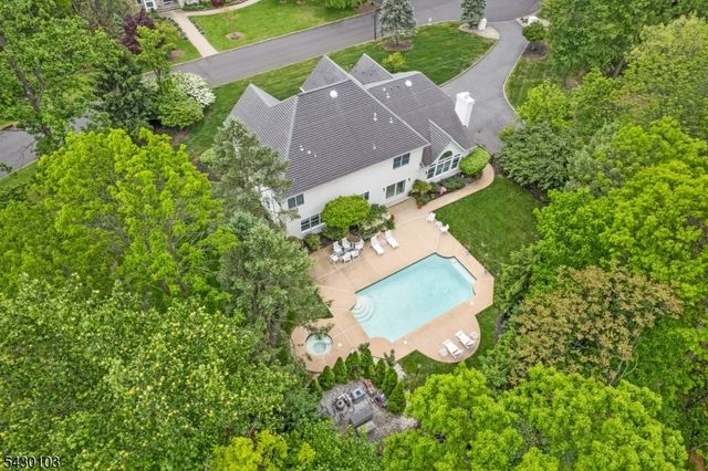 3 Bayview Ter, Green Brook Twp., NJ 08812