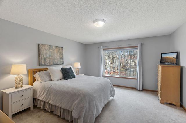 14955 Credit View Drive, Savage, MN 55378