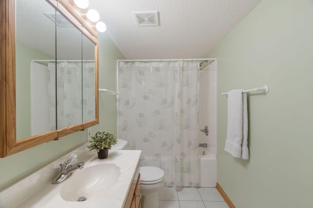 14955 Credit View Drive, Savage, MN 55378