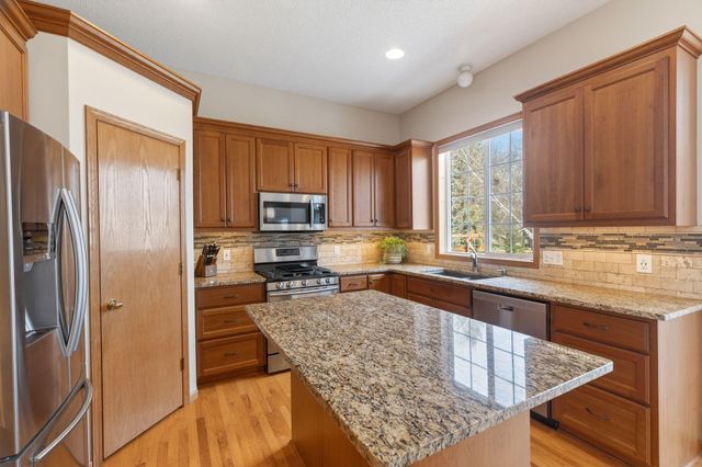 14955 Credit View Drive, Savage, MN 55378