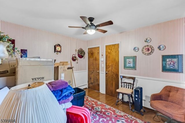 58 Sand Hill Rd, Clinton Twp., NJ 08801