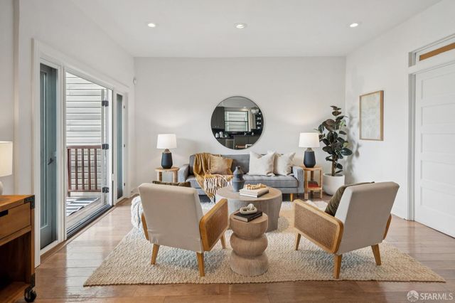 838 Bay Street, San Francisco, CA 94109