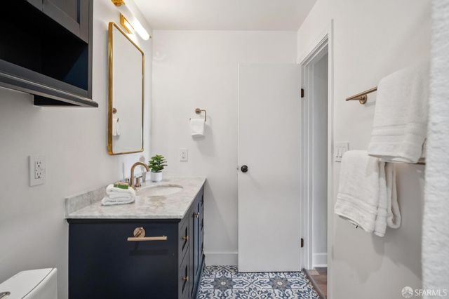 838 Bay Street, San Francisco, CA 94109
