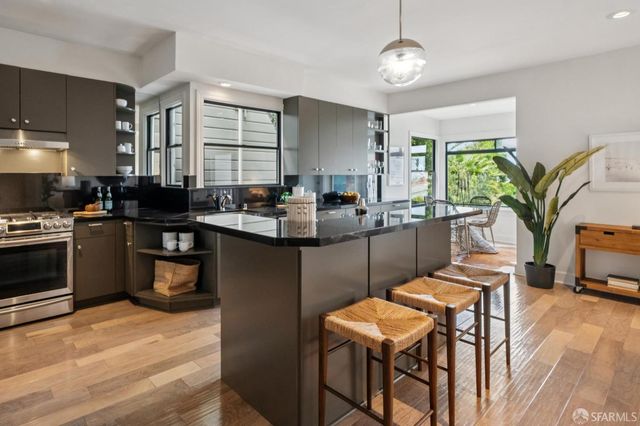838 Bay Street, San Francisco, CA 94109