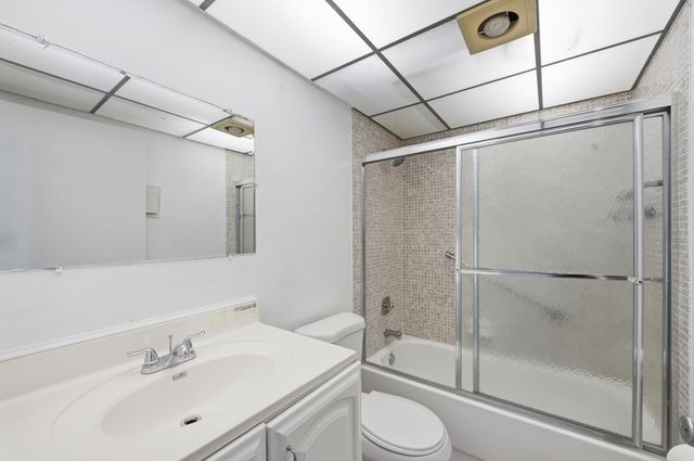 452 Normandy J, Delray Beach, FL 33484