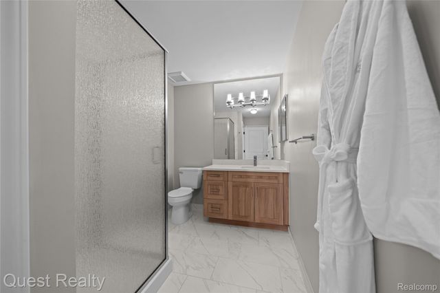 39021 Prentiss Street 106, Harrison Charter Township, MI 48045