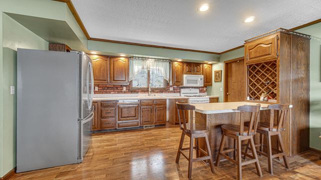 1588 W Severs Road, La Porte, IN 46350
