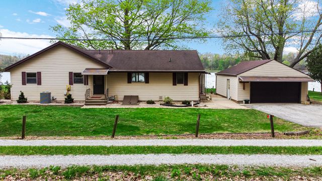 1588 W Severs Road, La Porte, IN 46350