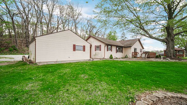1588 W Severs Road, La Porte, IN 46350