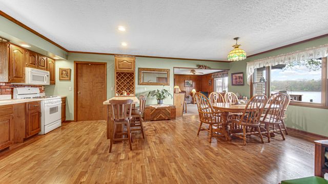 1588 W Severs Road, La Porte, IN 46350
