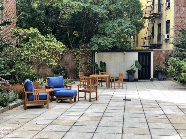 330 Haven Ave Apt 4F, New York City, NY 10033