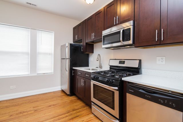 4905 W Cuyler Avenue 1, Chicago, IL 60641