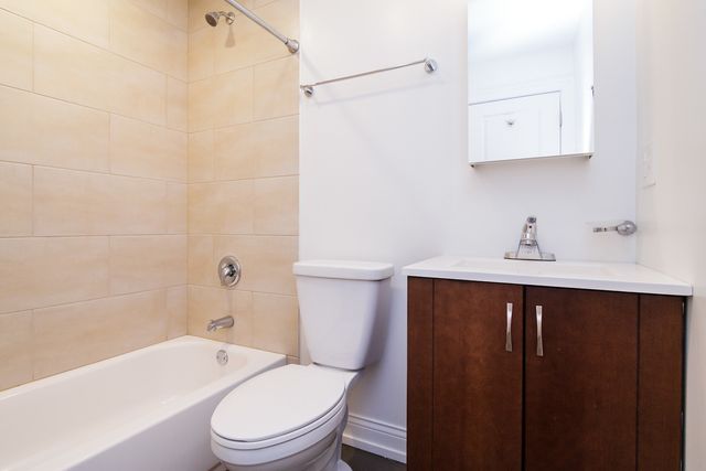 4905 W Cuyler Avenue 1, Chicago, IL 60641