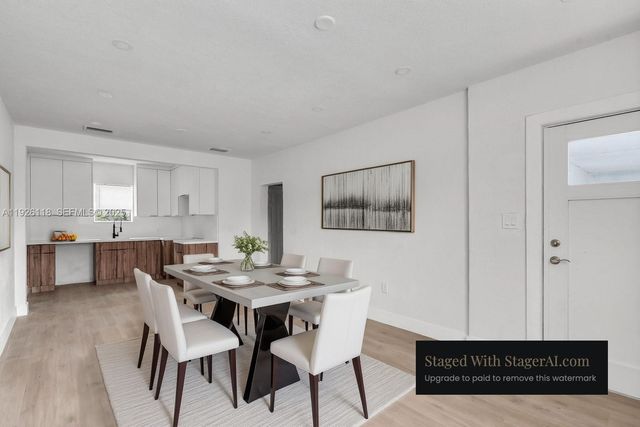 975 NW 134th St, North Miami, FL 33168