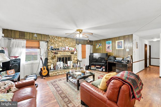 9 HANCOCK LN, Willingboro, NJ 08046