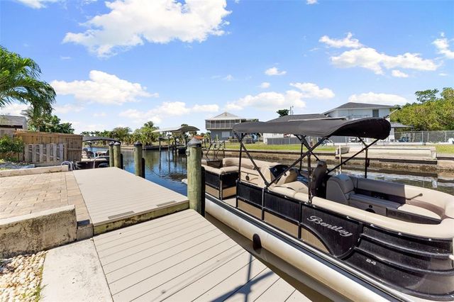 124 E NORTH SHORE AVENUE, North Fort Myers, FL 33917